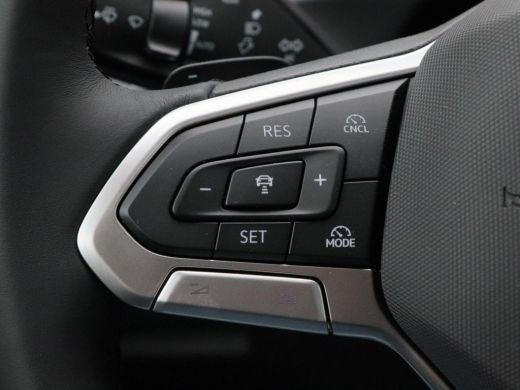 Volkswagen Tiguan 1.5 eHybrid Life 204 Pk Stoel/Stuur Verwarming | 360&deg; Camera | Adaptive Cruise | Trekhaak | Carpl... ActivLease financial lease