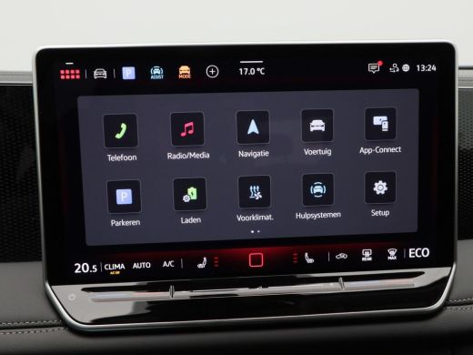 Volkswagen Tiguan 1.5 eHybrid Life 204 Pk Stoel/Stuur Verwarming | 360&deg; Camera | Adaptive Cruise | Trekhaak | Carpl... ActivLease financial lease