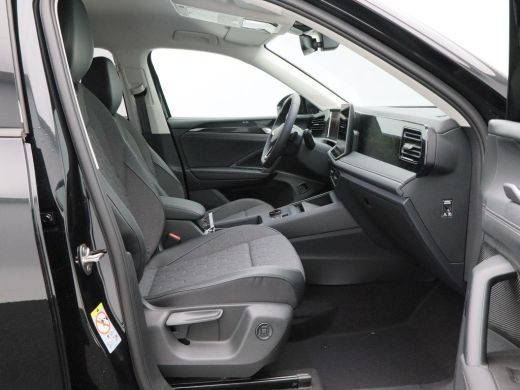 Volkswagen Tiguan 1.5 eHybrid Life 204 Pk Stoel/Stuur Verwarming | 360&deg; Camera | Adaptive Cruise | Trekhaak | Carpl... ActivLease financial lease