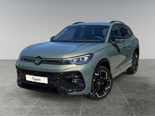 Volkswagen Tiguan R-Line Edition 1.5 eHybrid 204pk Head-up display | Trekhaak | Black style pakket