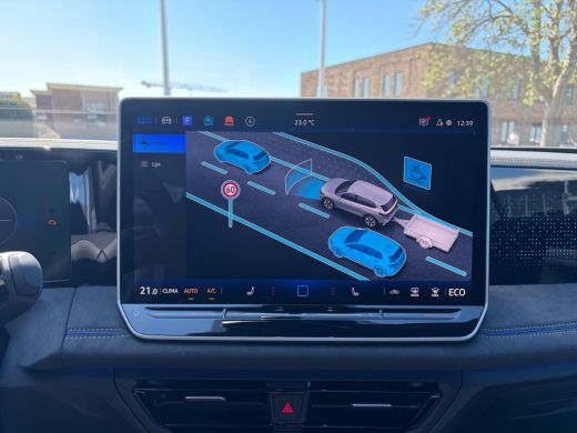 Volkswagen Tiguan R-Line Edition 1.5 eHybrid 204pk Head-up display | Trekhaak | Black style pakket ActivLease financial lease