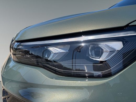 Volkswagen Tiguan R-Line Edition 1.5 eHybrid 204pk Head-up display | Trekhaak | Black style pakket ActivLease financial lease