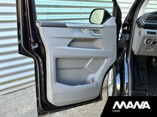 Volkswagen Transporter 2.0 TDI L1H1 28 4Motion Bulli Automaat Standkachel Lm velgen Trekhaak Camera Leder ActivLease financial lease