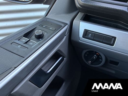 Volkswagen Transporter 2.0 TDI L1H1 28 4Motion Bulli Automaat Standkachel Lm velgen Trekhaak Camera Leder ActivLease financial lease