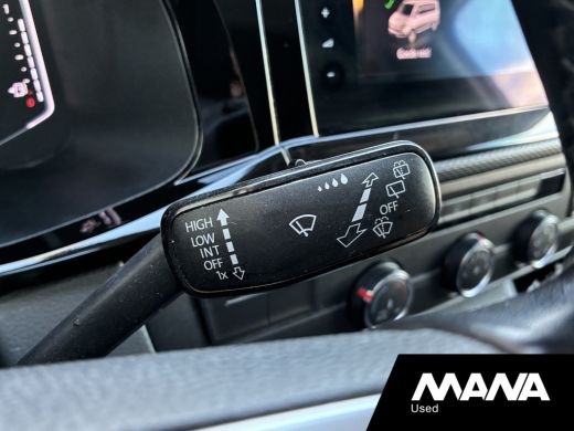 Volkswagen Transporter 2.0 TDI L1H1 28 4Motion Bulli Automaat Standkachel Lm velgen Trekhaak Camera Leder ActivLease financial lease