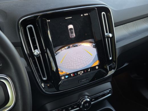 Volvo  C40 Recharge Plus 69 kWh | Trekhaak | Camera | Panoramadak | Pilot Assist ActivLease financial lease