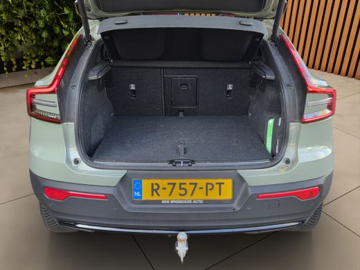 Volvo  C40 Recharge Plus 69 kWh | Trekhaak | Camera | Panoramadak | Pilot Assist ActivLease financial lease
