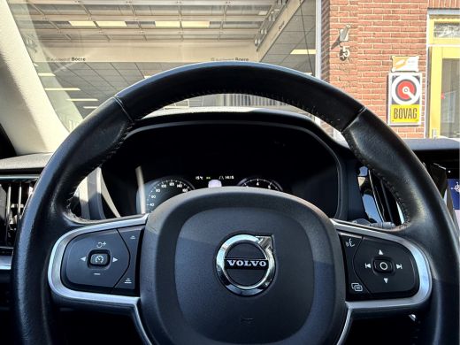 Volvo  V60 2.0 B3 Advantage 19''Lmv, Camera, Navi ActivLease financial lease