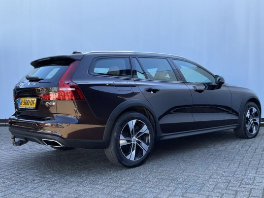 Volvo  V60 Cross Country 2.0 D4 AWD Intro Edition Elek.Trekhaak Leder 360-Cam Stoel/Stuurverw Orig.NL Voll.O... ActivLease financial lease