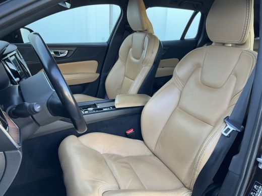 Volvo  V60 Cross Country 2.0 D4 AWD Intro Edition Elek.Trekhaak Leder 360-Cam Stoel/Stuurverw Orig.NL Voll.O... ActivLease financial lease