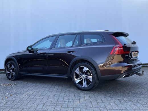Volvo  V60 Cross Country 2.0 D4 AWD Intro Edition Elek.Trekhaak Leder 360-Cam Stoel/Stuurverw Orig.NL Voll.O... ActivLease financial lease