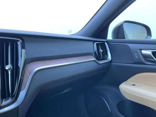 Volvo  V60 Cross Country 2.0 D4 AWD Intro Edition Elek.Trekhaak Leder 360-Cam Stoel/Stuurverw Orig.NL Voll.O... ActivLease financial lease