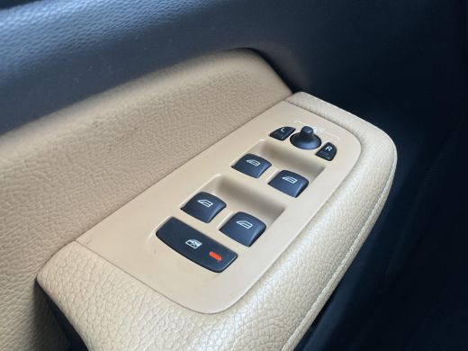 Volvo  V60 Cross Country 2.0 D4 AWD Intro Edition Elek.Trekhaak Leder 360-Cam Stoel/Stuurverw Orig.NL Voll.O... ActivLease financial lease