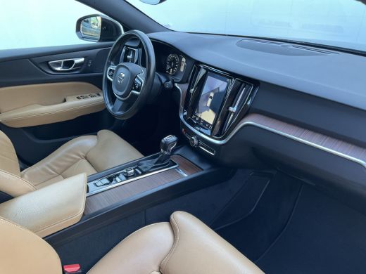 Volvo  V60 Cross Country 2.0 D4 AWD Intro Edition Elek.Trekhaak Leder 360-Cam Stoel/Stuurverw Orig.NL Voll.O... ActivLease financial lease