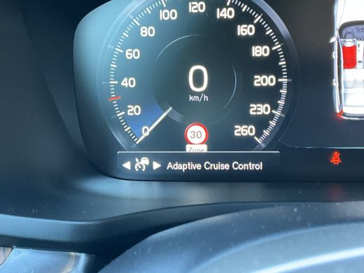 Volvo  V60 Cross Country 2.0 D4 AWD Intro Edition Elek.Trekhaak Leder 360-Cam Stoel/Stuurverw Orig.NL Voll.O... ActivLease financial lease