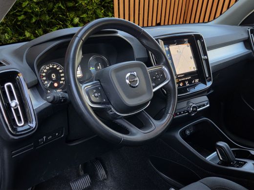 Volvo  XC40 1.5 T4 Recharge Inscription Expression | Trekhaak | Camera | Stuur/stoelverwarming ActivLease financial lease