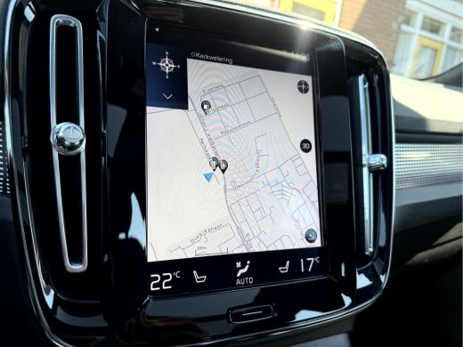 Volvo  XC40 2.0 B4 200pk R-Design Panoramadak, Trekhaak, Camera ActivLease financial lease