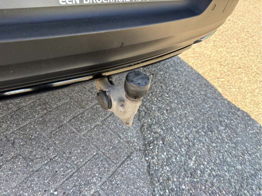 Volvo  XC40 2.0 T4 190pk R-Design Navi, Camera, ActivLease financial lease