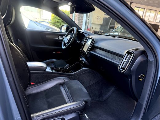 Volvo  XC40 2.0 T4 190pk R-Design Navi, Camera, ActivLease financial lease