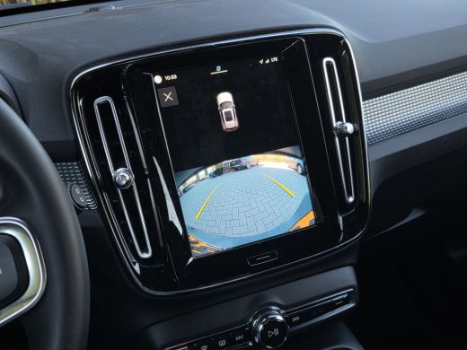 Volvo  XC40 Recharge Core | Stuur/stoelverwarming | Camera | Keyless | CarPlay ActivLease financial lease