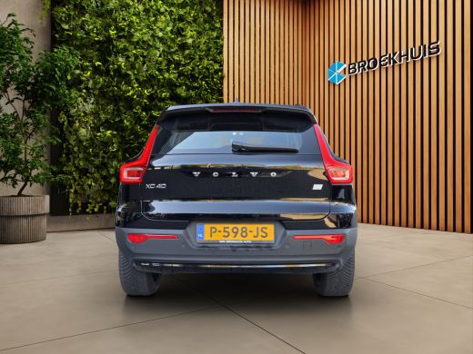Volvo  XC40 Recharge Core | Stuur/stoelverwarming | Camera | Keyless | CarPlay ActivLease financial lease