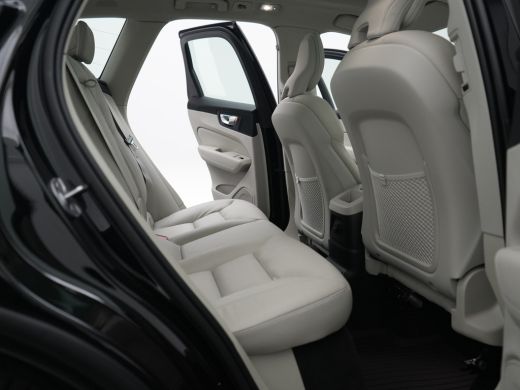 Volvo  XC60 T6 AWD Ultimate Bright | Luchtvering | Harman/Kardon | 360&deg; Camera | Panoramadak | Adaptive cruis... ActivLease financial lease