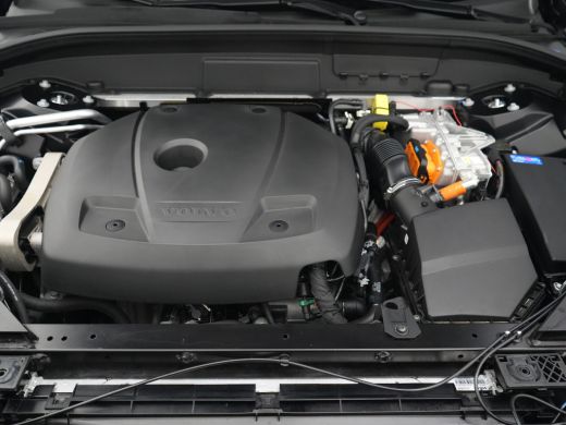 Volvo  XC60 T6 AWD Ultimate Bright | Luchtvering | Harman/Kardon | 360&deg; Camera | Panoramadak | Adaptive cruis... ActivLease financial lease