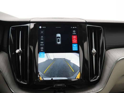 Volvo  XC60 T6 AWD Ultimate Bright | Luchtvering | Harman/Kardon | 360&deg; Camera | Panoramadak | Adaptive cruis... ActivLease financial lease