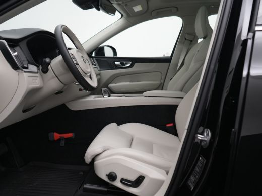 Volvo  XC60 T6 AWD Ultimate Bright | Luchtvering | Harman/Kardon | 360&deg; Camera | Panoramadak | Adaptive cruis... ActivLease financial lease