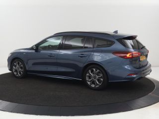 Ford Focus 1.0 EcoBoost Hybrid ST Line X | Stoel & stuurverwarming | Adaptive cruise | Camera | Navigatie | ...