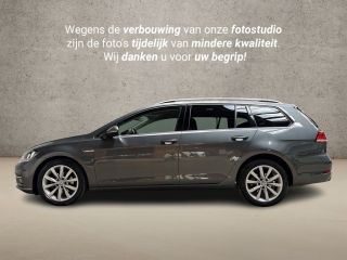 Volkswagen Golf Variant 1.5 TSI Highline Automaat (APPLE CARPLAY, VIRTUAL DASHBOARD, GROOT NAVI, KEYLESS, CAMERA,...