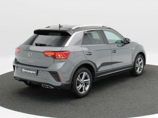 Volkswagen T-Roc 1.5 TSi 150 Pk Automaat R-Line Edition | Trekhaak | Stoelverwarming | Adaptive Cruise | Navigatie...