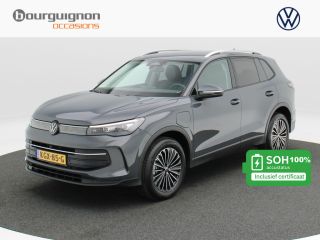 Volkswagen Tiguan 1.5 eHybrid Life 204 Pk Stoel/Stuur Verwarming | 360&deg; Camera | Adaptive Cruise | Trekhaak | Carpl...