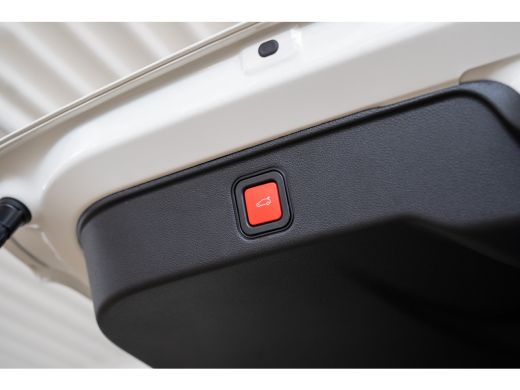 Fiat 600 1.2 Hybrid La Prima | 8 Jaar Garantie | Camera | Navigatie | Stoelverwarming | Elektrische Achter... ActivLease financial lease