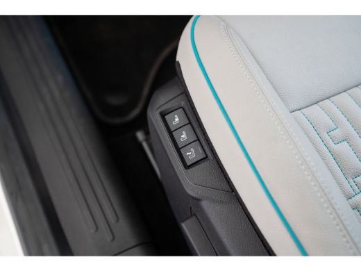 Fiat 600 1.2 Hybrid La Prima | 8 Jaar Garantie | Camera | Navigatie | Stoelverwarming | Elektrische Achter... ActivLease financial lease