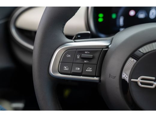 Fiat 600 1.2 Hybrid La Prima | 8 Jaar Garantie | Camera | Navigatie | Stoelverwarming | Elektrische Achter... ActivLease financial lease