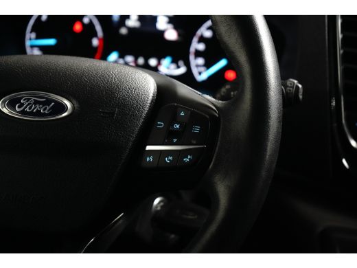 Ford Transit Custom 300 2.0 TDCI L2H1 Limited DC Automaat | Adaptive Cruise | BLIS | Camera | Winterpakket ActivLease financial lease