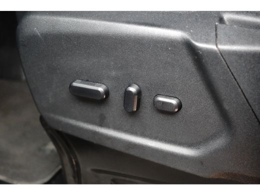 Ford Transit Custom 300 2.0 TDCI L2H1 Limited DC Automaat | Adaptive Cruise | BLIS | Camera | Winterpakket ActivLease financial lease