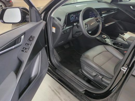 Kia Niro 1.6 GDi Hybrid ExecutiveLine NL-AUTO | NAVI | CAMERA ActivLease financial lease