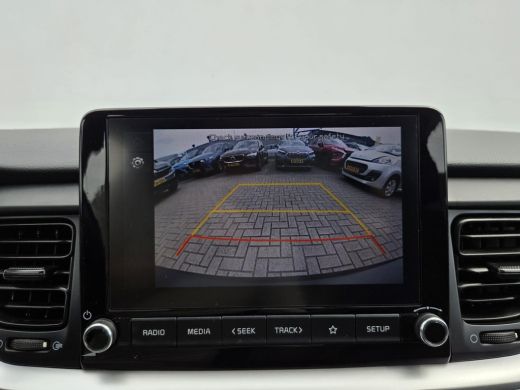 Kia Stonic 1.0 T-GDi MHEV DynamicLine NL-AUTO | CARPLAY | ANDROID AUTO | CAMERA ActivLease financial lease