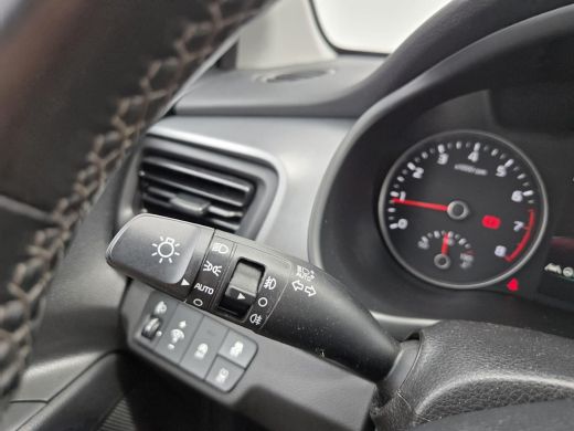 Kia Stonic 1.0 T-GDi MHEV DynamicLine NL-AUTO | CARPLAY | ANDROID AUTO | CAMERA ActivLease financial lease
