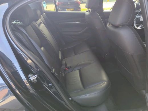 Mazda 3 2.0 e-SkyActiv-X M Hybrid 186 Luxury NL-AUTO | LEDER | NAVI | CAMERA ActivLease financial lease