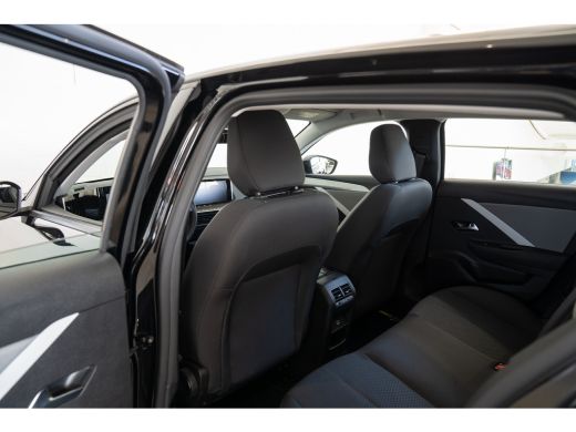 Opel Astra Sports Tourer 1.6 Turbo 180PK Plug-in Hybrid | Adaptive Cruise | Climate Controle | Apple Carplay... ActivLease financial lease