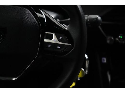 Peugeot 2008 1.2 PureTech 100 Allure | Airco (automatisch) | Apple Carplay/Android Auto|telefoonintegratie pre... ActivLease financial lease