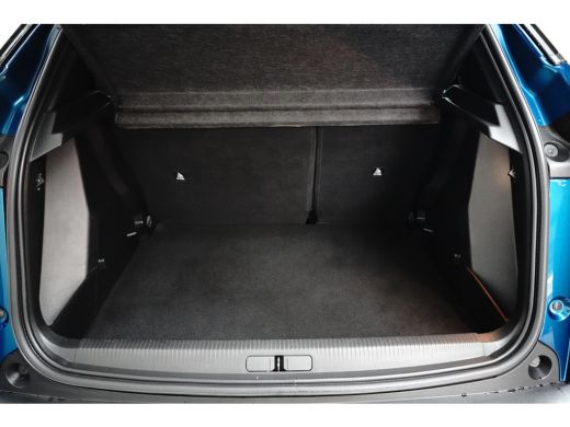 Peugeot 2008 1.2 PureTech 100 Allure | Airco (automatisch) | Apple Carplay/Android Auto|telefoonintegratie pre... ActivLease financial lease