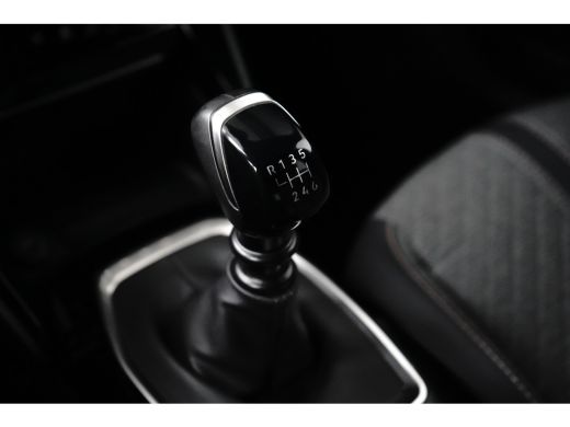 Peugeot 2008 1.2 PureTech 100 Allure | Airco (automatisch) | Apple Carplay/Android Auto|telefoonintegratie pre... ActivLease financial lease