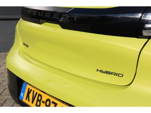 Peugeot 208 Allure | Elektrische parkeerrem | Extra getinte achterste zijruiten en achterruit | Extra getinte... ActivLease financial lease
