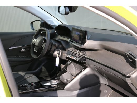 Peugeot 208 Allure | Elektrische parkeerrem | Extra getinte achterste zijruiten en achterruit | Extra getinte... ActivLease financial lease