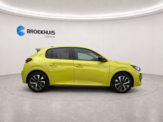Peugeot 208 Business | Elektrische parkeerrem | Extra getinte achterste zijruiten en achterruit | Extra getin... ActivLease financial lease