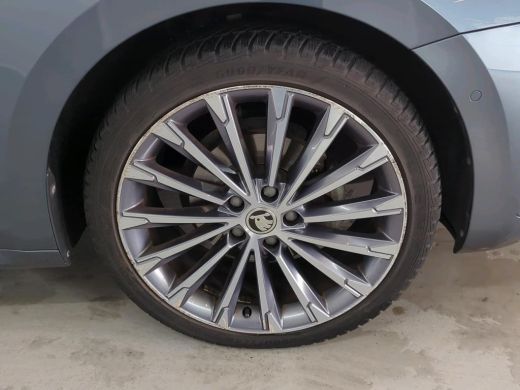 Skoda Octavia Combi 1.5 e-TSI Business Edition Plus NL-AUTO | PANODAK | STOELVERWARMING | ELEKTR. KLEP ActivLease financial lease